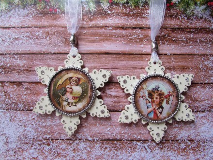 Дерев′яні новорічні підвіски-сніжинки на ялинку декоровані в техніці декуп. . фото 8