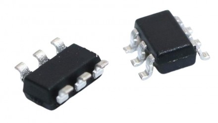  Микросхема DW01-P в небольшом корпусе – это по сути "мозг" контроллера заряда-р. . фото 2