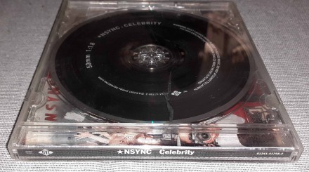 Продам Фирменный СД NSYNC – Celebrity
Состояние диск/полиграфия NM/-
Бук. . фото 4