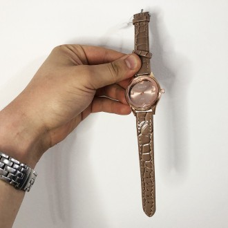 Жіночі наручні годинники - це стильний аксесуар, який має незвичайний, продумани. . фото 5