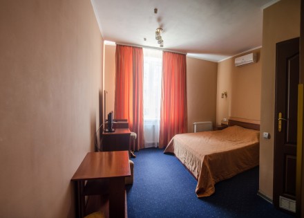Готель Галант в Борисполі пропонує 18 недорогих комфортних номерів. Готель має з. . фото 3