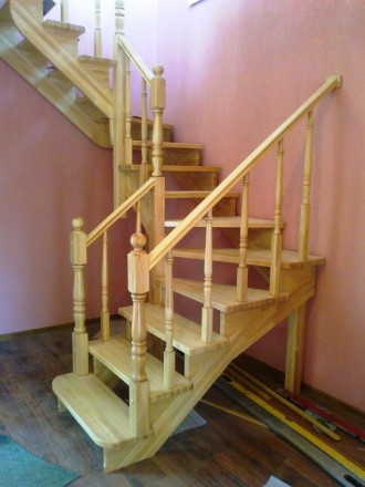 Проектируем, изготавливаем, монтируем лестницы:
- из сосны, ольхи, бука, ясеня,. . фото 2
