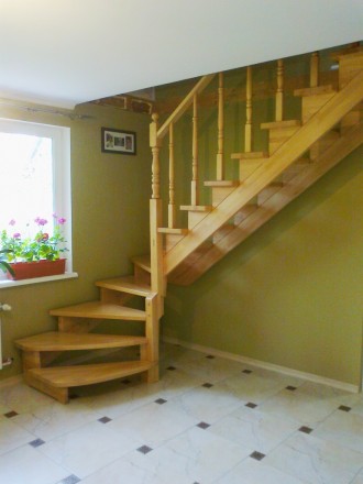 Проектируем, изготавливаем, монтируем лестницы:
- из сосны, ольхи, бука, ясеня,. . фото 3