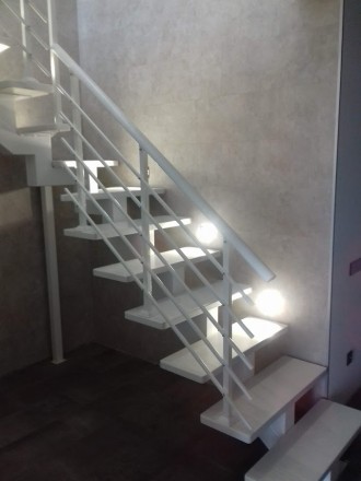 Проектируем, изготавливаем, монтируем лестницы:
- из сосны, ольхи, бука, ясеня,. . фото 4