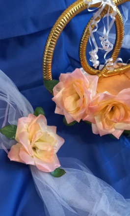 Комплект украшений для свадебного автомобиля жениха и невесты - состав: персиков. . фото 3