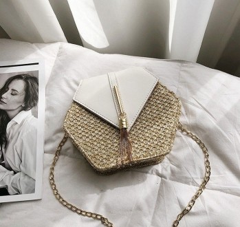 Женская мини сумочка клатч плетеная соломенная маленькая сумка шестигранная
Хара. . фото 2