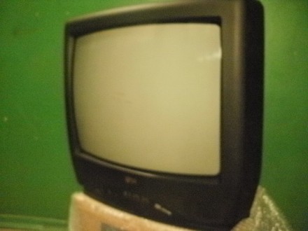 Цветной телевизор LG чистый корейский с отличным изображением и запасами по ярко. . фото 7