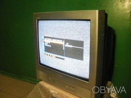 Цветной телевизор корейская сборка LG с плоским экраном диагональ 54см  хорошо п. . фото 1