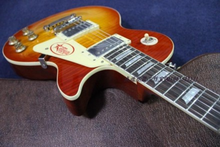 Электрогитара Gibson 1959 Les Paul Standard Reisue. С логотипом Gibson. 
В налич. . фото 7