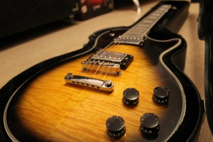 Добротный Gibson Les Paul Custom Black Sun. Высокой качество. Снохшибательнный в. . фото 2