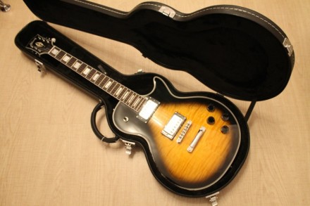Добротный Gibson Les Paul Custom Black Sun. Высокой качество. Снохшибательнный в. . фото 4
