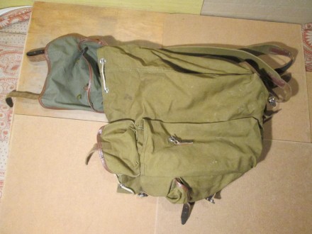 Рюкзак похідний, об'єм 35 л, розм (ВхШхГ) 42х30х27 см, не новий

Рюкзак б. . фото 6