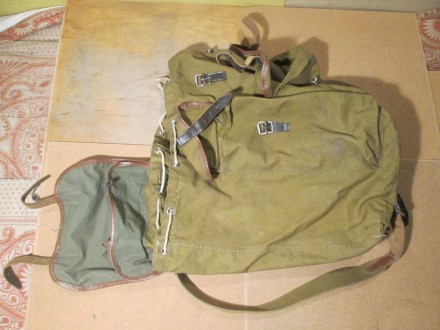Рюкзак похідний, об'єм 35 л, розм (ВхШхГ) 42х30х27 см, не новий

Рюкзак б. . фото 7
