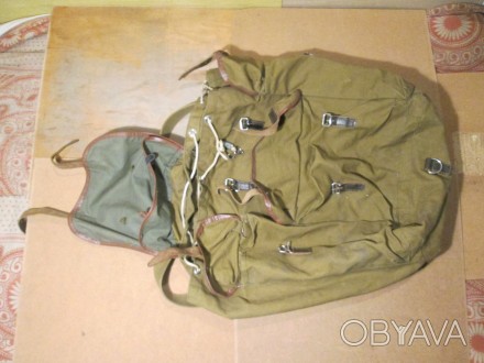 Рюкзак похідний, об'єм 35 л, розм (ВхШхГ) 42х30х27 см, не новий

Рюкзак б. . фото 1