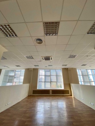 Для нових орендарів Оренда офісу (4 поверх) - кабінетна система з кухнею, сан. в. Солом'янка. фото 6