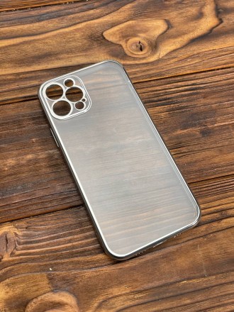 Продам новый чехол для Iphone 12 pro . Стильный и удобный, с  серебренными боков. . фото 4
