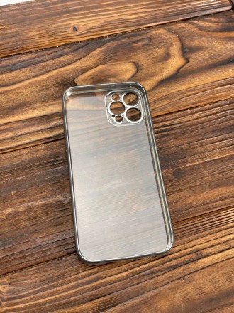 Продам новый чехол для Iphone 12 pro . Стильный и удобный, с  серебренными боков. . фото 3