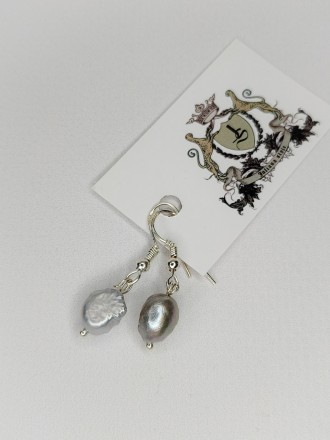 Пропонуємо Вам придбати мініатюрні сережки з натуральними перлами .
Метал: Індій. . фото 2