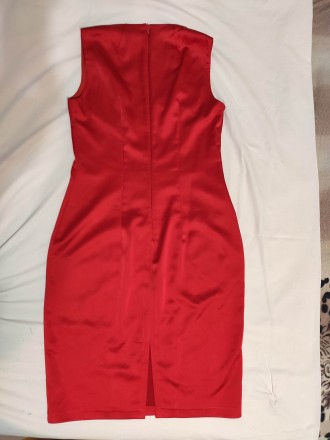 К продаже элегантное красное платье индивидуального пошива. Состояние отличное, . . фото 6
