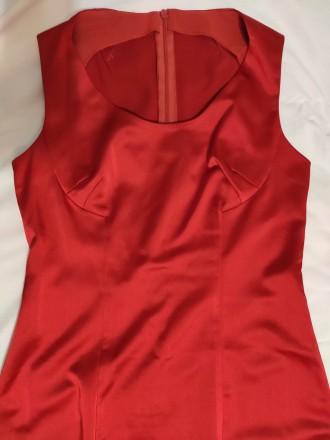 К продаже элегантное красное платье индивидуального пошива. Состояние отличное, . . фото 5