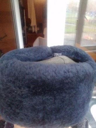 Продам нову зимову шапку-вушанку з натуральної цигейки (овчина) 55-56 розміру. М. . фото 2
