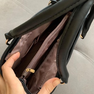 
Женская сумка + мини сумочка клатч
 Характеристики:
	
	Материал: качественная П. . фото 9