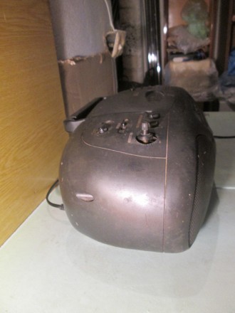 Магнітола AKAI AJ-305CD, стерео, радіо - тюнер, Японія, 50х25х17 см

Магнітола. . фото 4