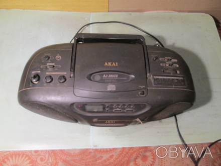 Магнітола AKAI AJ-305CD, стерео, радіо - тюнер, Японія, 50х25х17 см

Магнітола. . фото 1