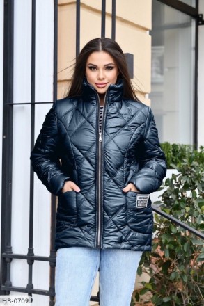 
Женская теплая Куртка средней длины на молнии
Код 016001
Ткань: плащевка на син. . фото 5