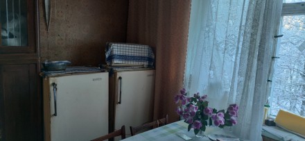Квартира находится в тупике маршруток, в советском жилом состоянии, под ремонт. . Тополь-3. фото 7