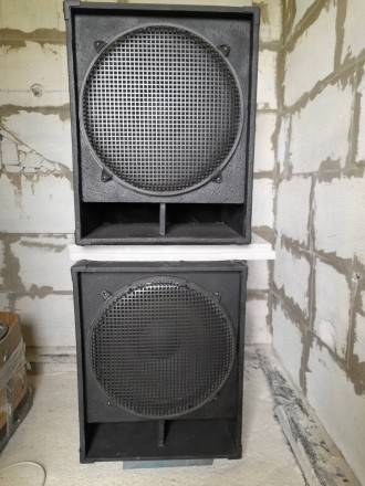 Сабвуфер RCF 800W 4ohm. Южноукраїнськ. фото 1 Сабвуфер RCF 800W 4ohm. Южноукраїнськ. фото 1