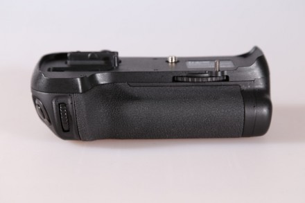 Батарейный блок (бустер) для Nikon d600 Магниевый Travor Premium (BG-2M)
Батарей. . фото 3