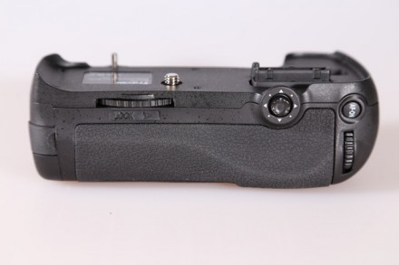 Батарейний блок (бустер) для Nikon d600 Магнієвий Travor Premium
Батарейний блок. . фото 2