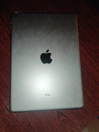 Ipad 5 в харошем состоянии. Житомир. фото 1 Ipad 5 в харошем состоянии. Житомир. фото 1