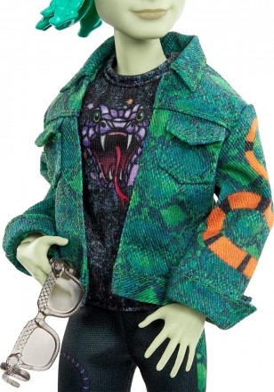 Monster High вернулся в сессию, а кукла Deuce Gorgon выглядит так же страшно, ка. . фото 7
