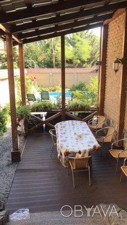 дом, 100 кв. м