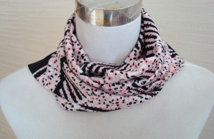 Красивый стильный шарф женский двухсторонний, пошит двойным. Ткань мягкая и очен. . фото 4