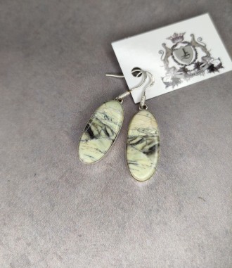 Пропонуємо Вам придбати сережки з натуральним каменем зелений опал .
	
	
	
	Виро. . фото 2
