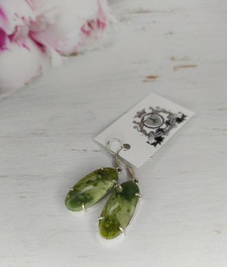 Пропонуємо Вам придбати сережки з натуральним каменем зелений опал .
	
	
	
	Виро. . фото 3