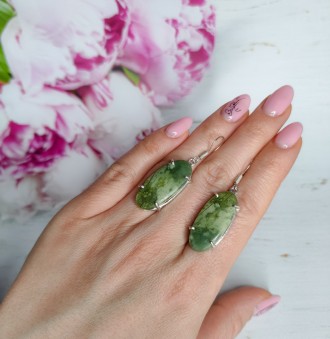 Пропонуємо Вам придбати сережки з натуральним каменем зелений опал .
	
	
	
	Виро. . фото 4