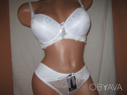 Гарний та стильний комплект нижньої білизни жіночий YYG білого кольору, однотонн. . фото 1