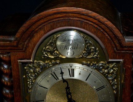 Каминные часы начала-середины 20-го века. Механизм Junghans с боем, латунный циф. . фото 9