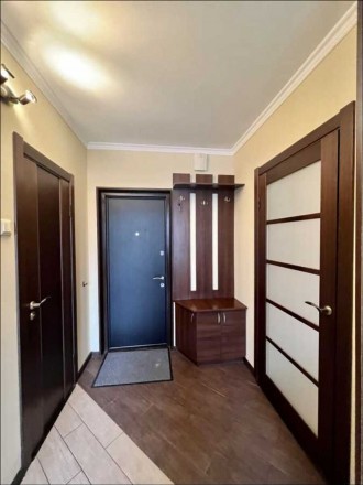 Продается видовая 1-комнатная квартира по адресу ул. Вячеслава Черновола д.8 на . . фото 6