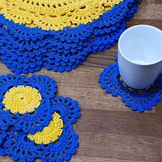 Декоративное желто-синие салфетки для сервировки стола под тарелки и чашки – под. . фото 3
