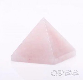Пирамида сувенир натуральный камень Розовый кварц L-20мм+- b-30мм+- камни купить. . фото 1
