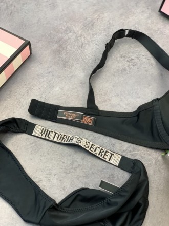 Комплект женский Victoria’s Secret Rhinestone
Трусики+топ в пакете и упаковочной. . фото 5