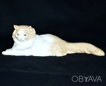 Фарфоровая статуэтка "Кот".
 Размер 28 х 8 см.
 Производство фабрики. . фото 1