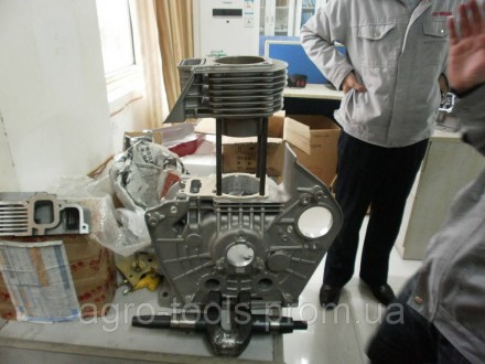 Двигатель дизельный Weima WM188FBE
Дизельный двигатель Weima WM188FBE большой мо. . фото 7