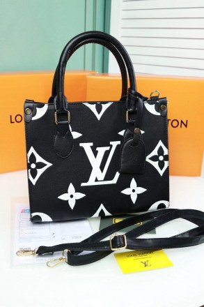 ✨Всеми любимая Louis Vuitton женская черная ✨
 
Цвет: 
черный
Одно отделение на . . фото 3