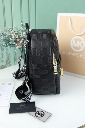 
Перед вами люксовый женский рюкзак Michael Kors брендовый рюкзак в цвете черный. . фото 5